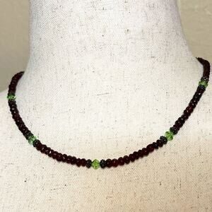 Handmade glass bead necklace 18 inch dark red and green lightweight silvertone